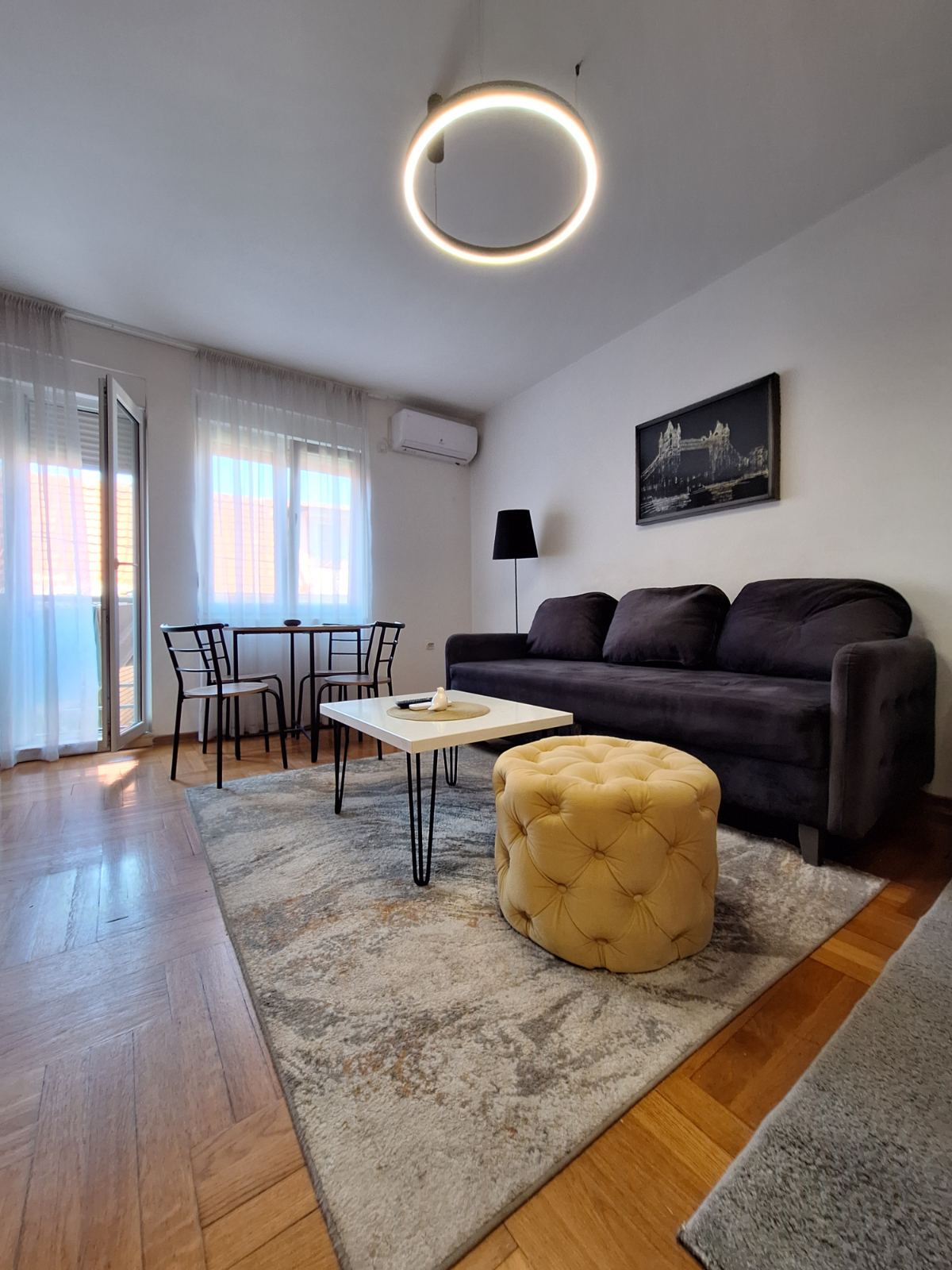 Prodaje se jednosoban stan, Centar, Podgorica