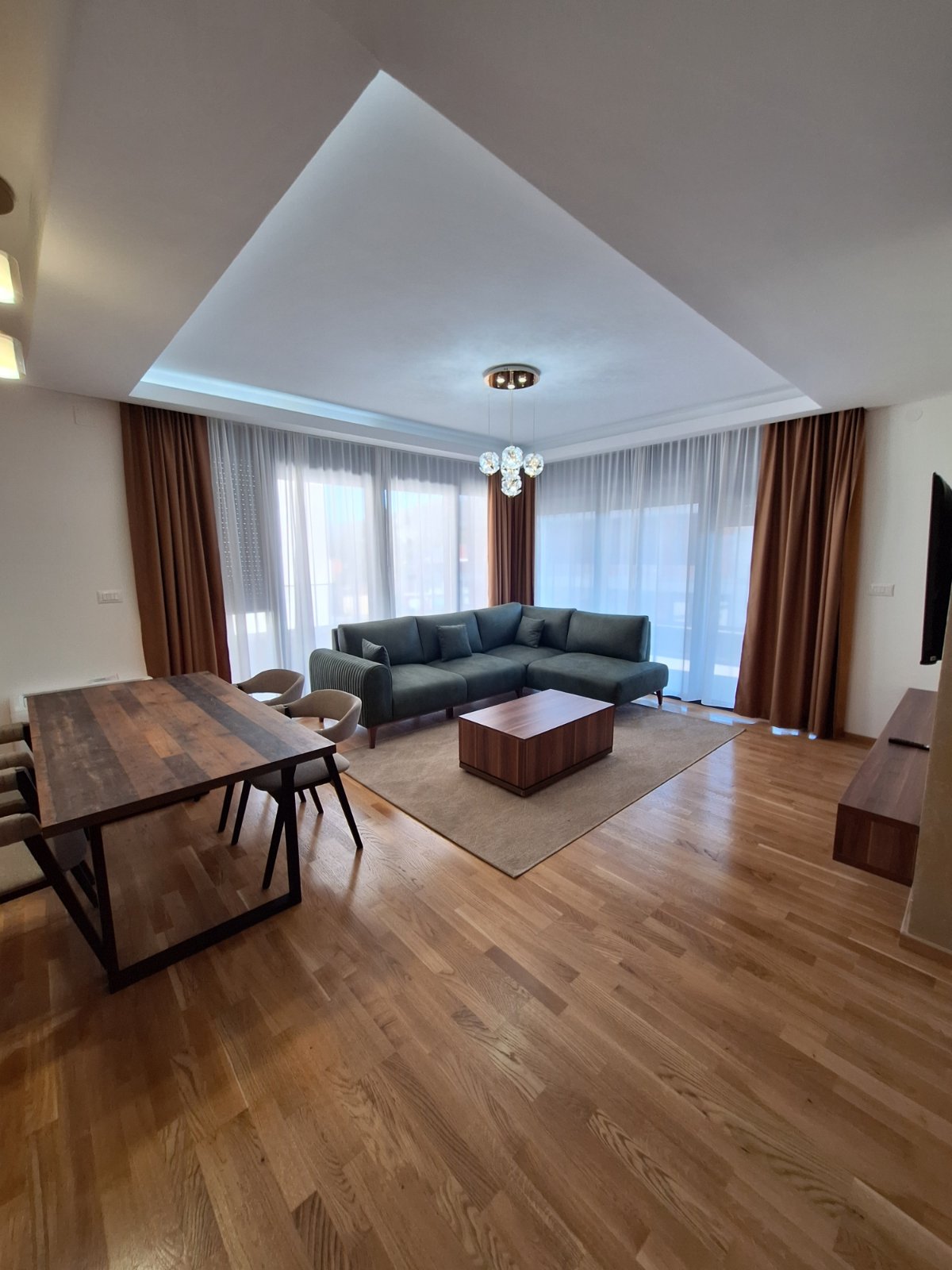 Izdaje se luksuzan duplex,Donja Gorica,Podgorica