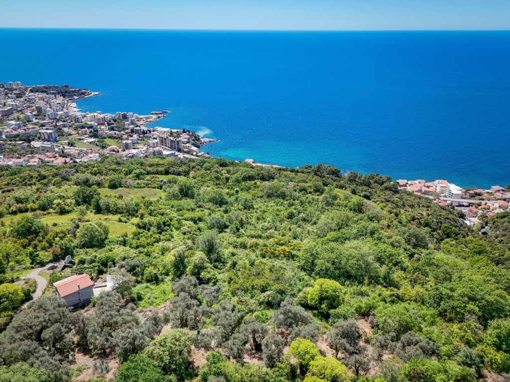 Prodaje se plac u Dobrim vodama, Bar.